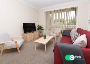 McLachlan Apartment 4, Cosy & Practical, Walk to town